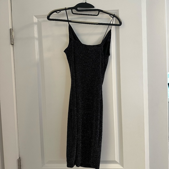 H&M Bodycon Sparkle Dress - Picture 3 of 3